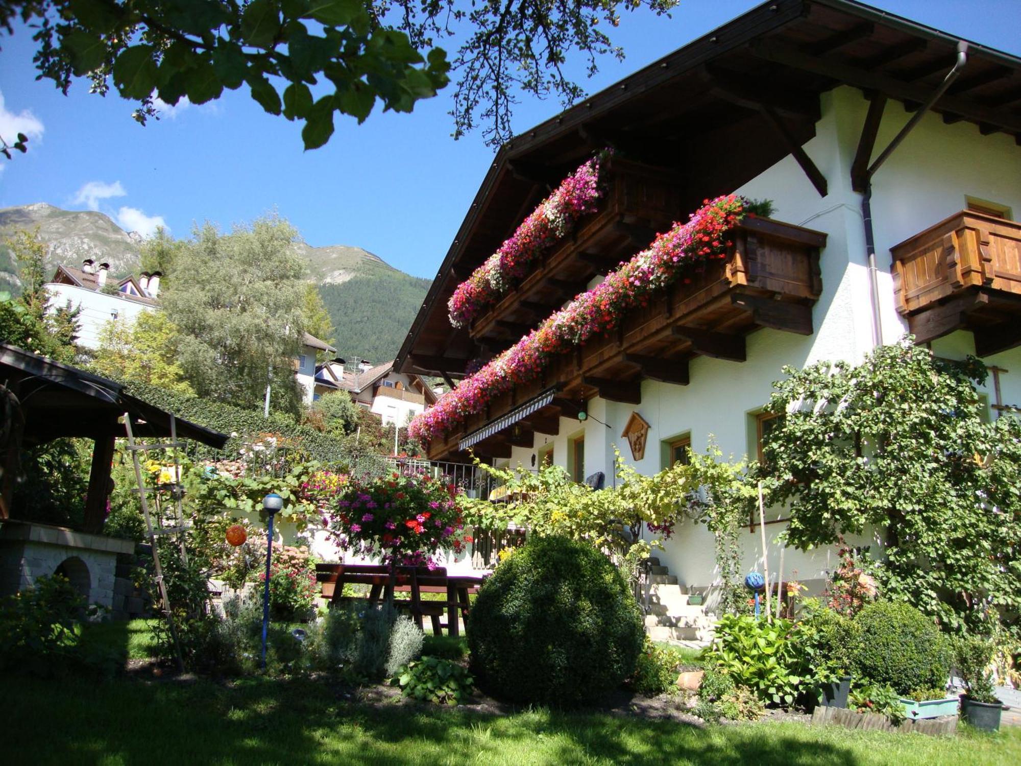 Pension Kirchbrugger Telfes im Stubai Zewnętrze zdjęcie